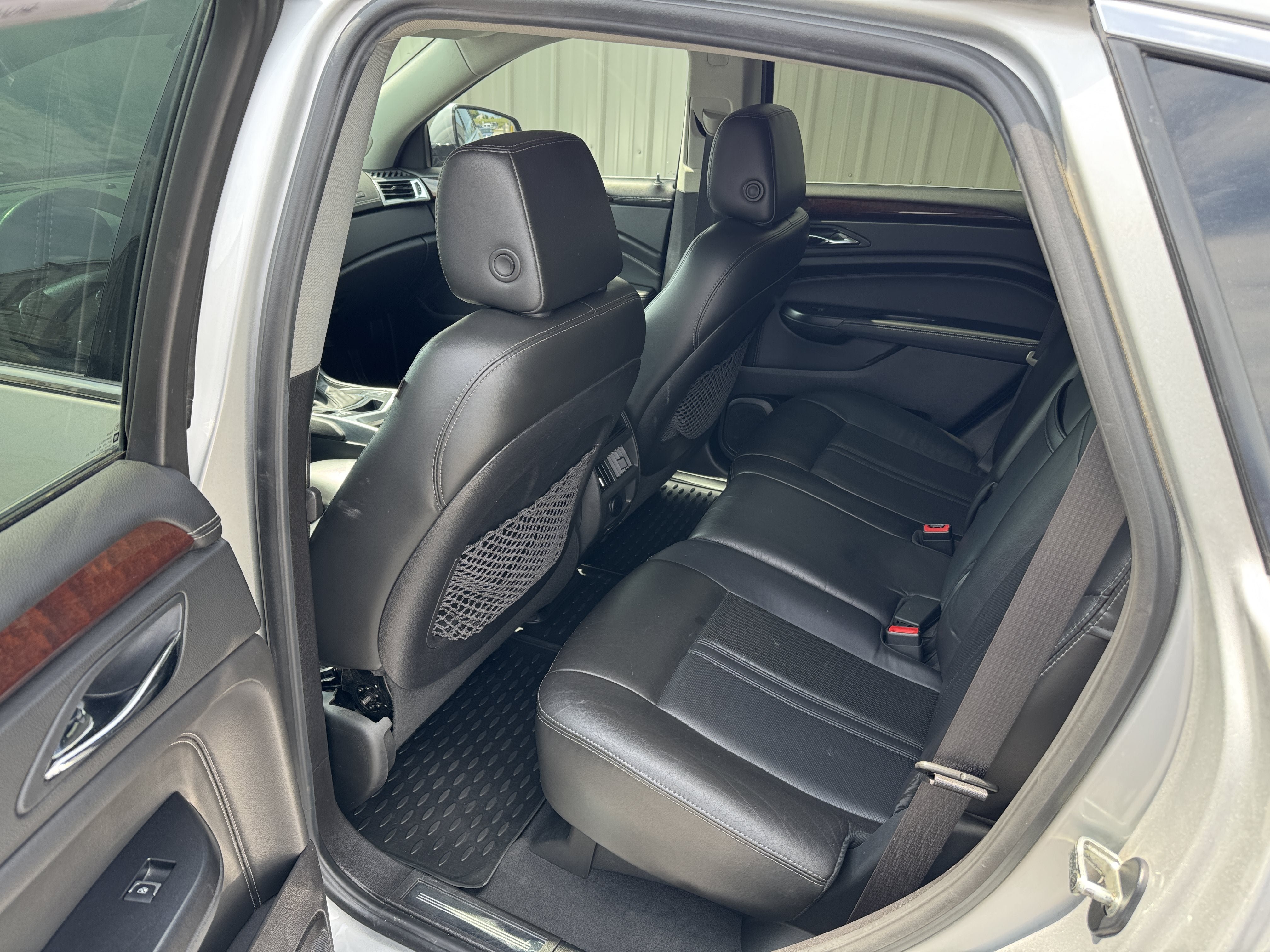 Used 2016 Cadillac SRX Luxury w/ Trailering Package AWD/4WD image 30