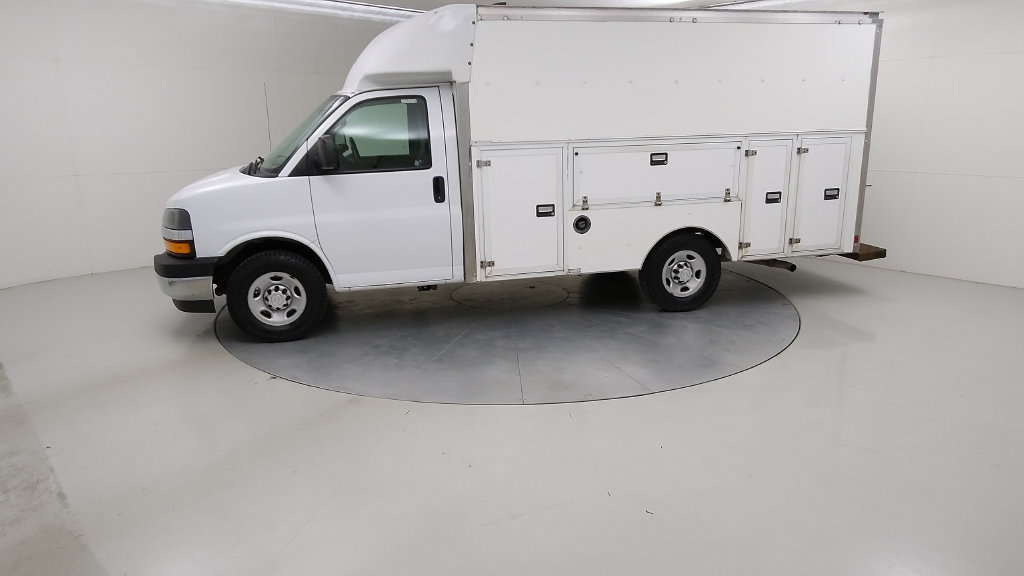 Used 2019 Chevrolet Express 3500 w/ Power Convenience Package RWD image 23