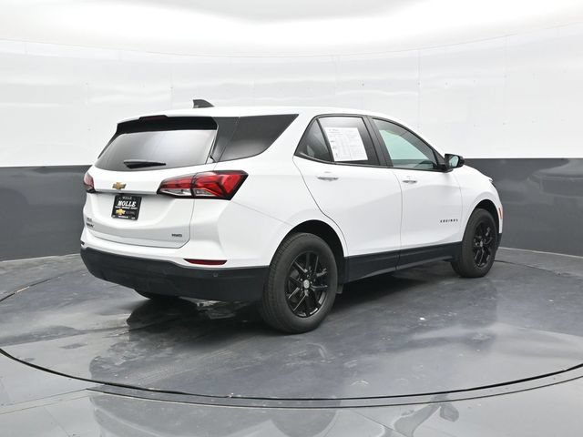 Used 2022 Chevrolet Equinox LS w/ LS Convenience Package AWD/4WD image 6