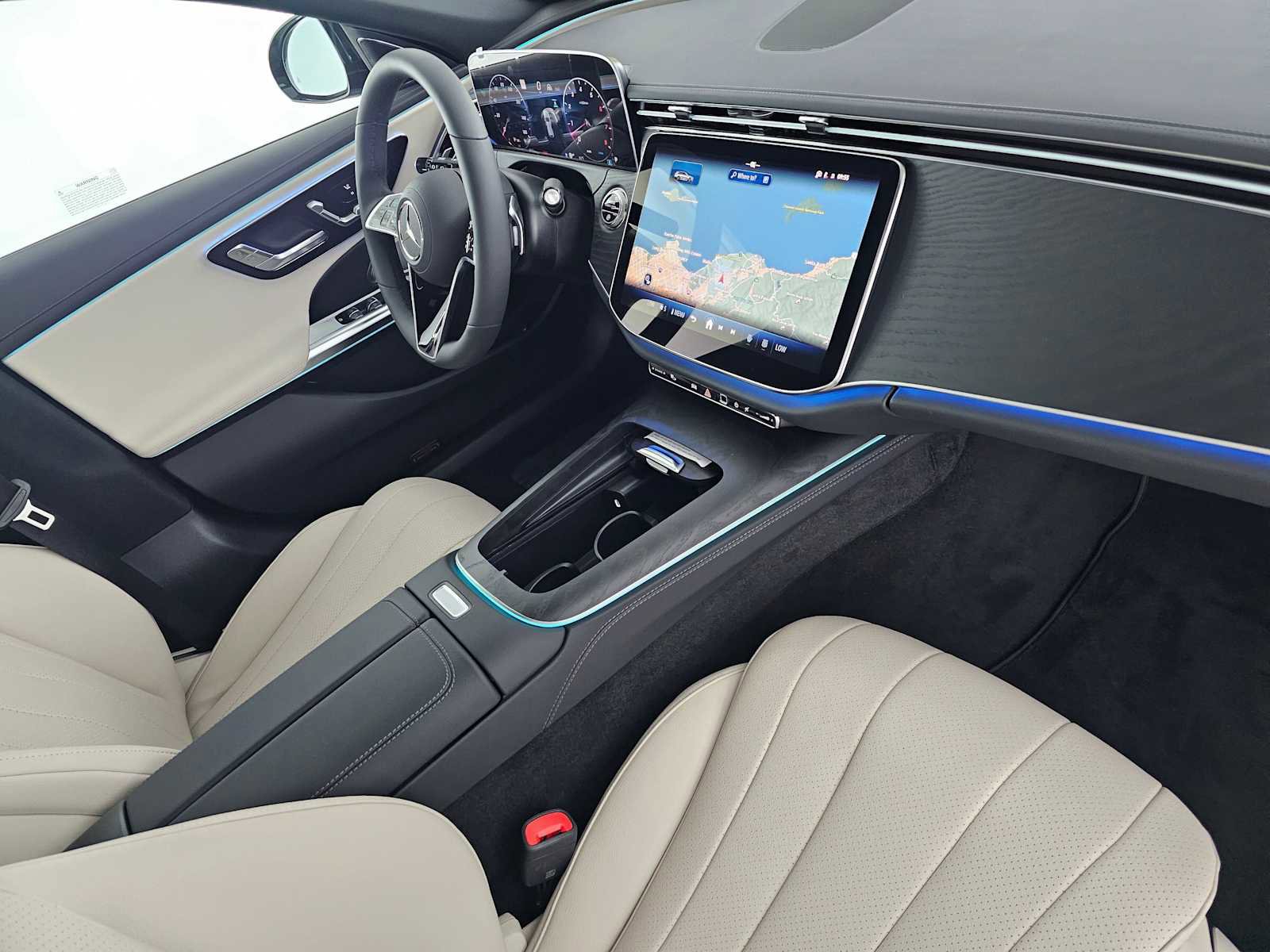 New 2026 Mercedes-Benz E 450 4MATIC All-Terrain Wagon image 14