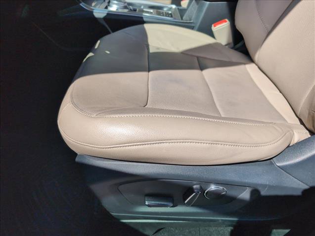 Used 2020 Ford Explorer Limited RWD image 10