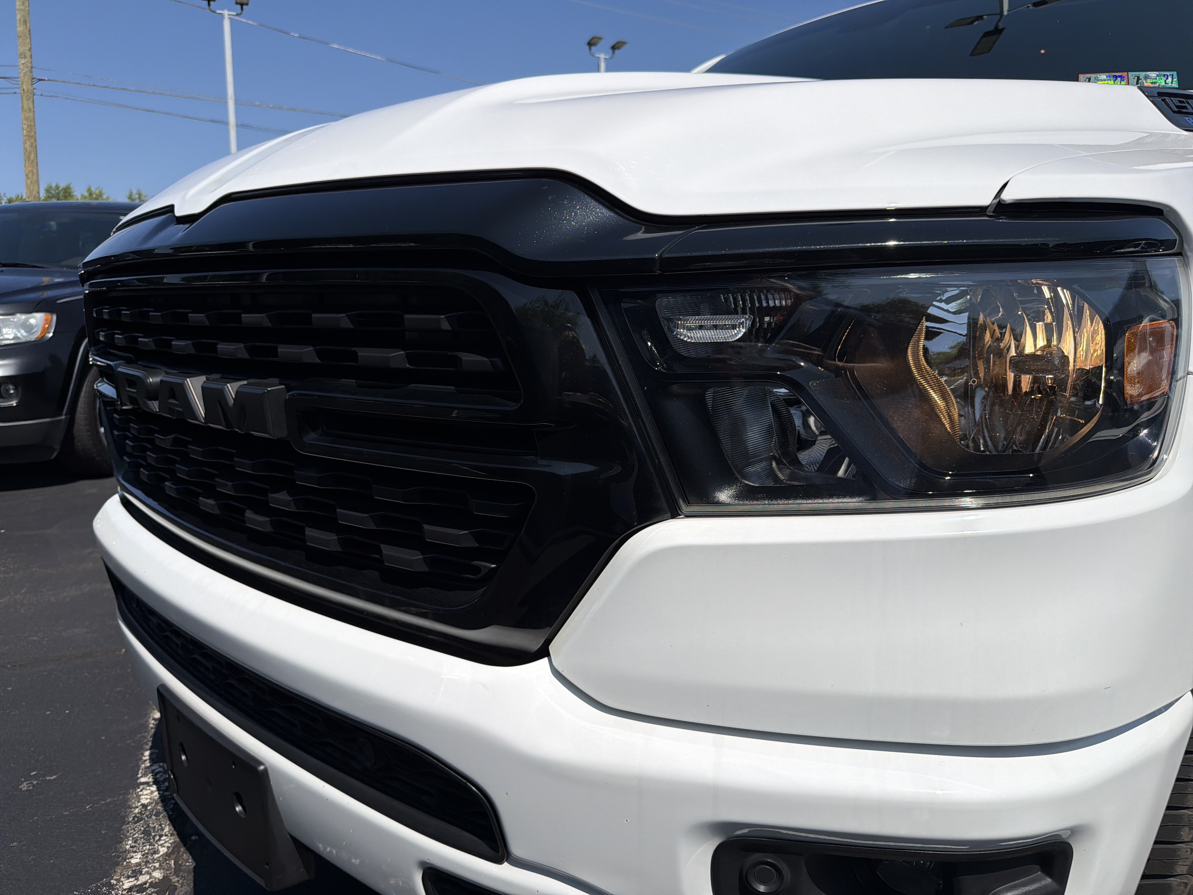 Used 2022 RAM 1500 Big Horn AWD/4WD image 4