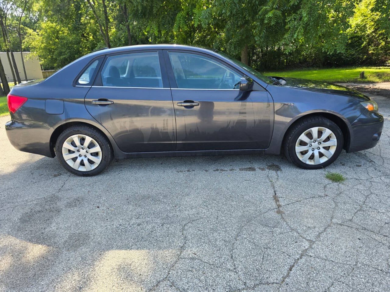 Used 2011 Subaru Impreza 2.5i AWD/4WD image 4