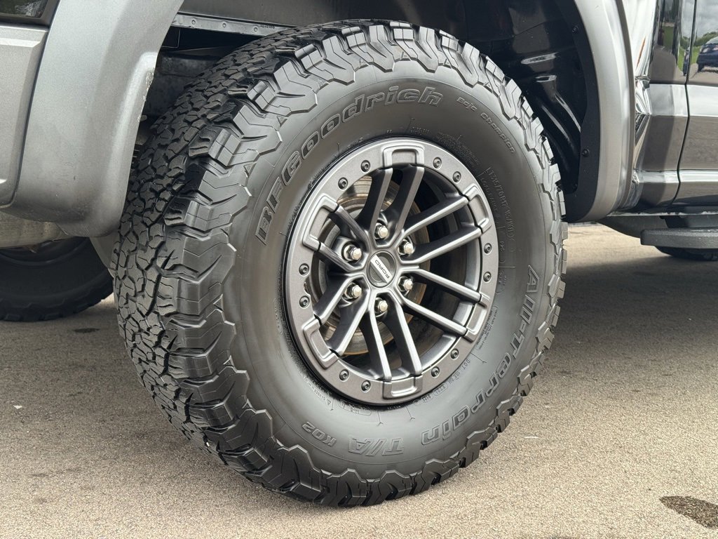 Used 2019 Ford F150 Raptor w/ Equipment Group 802A Luxury image 30