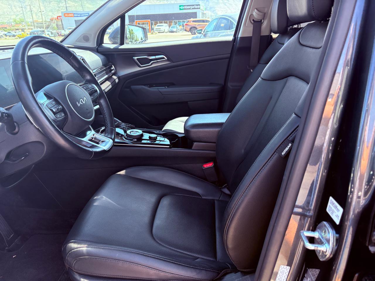 Used 2023 Kia Sportage EX AWD/4WD image 6