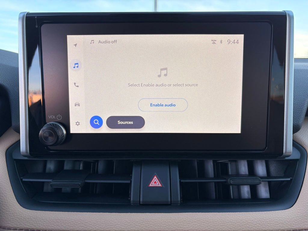 Used 2025 Toyota RAV4 XLE image 17