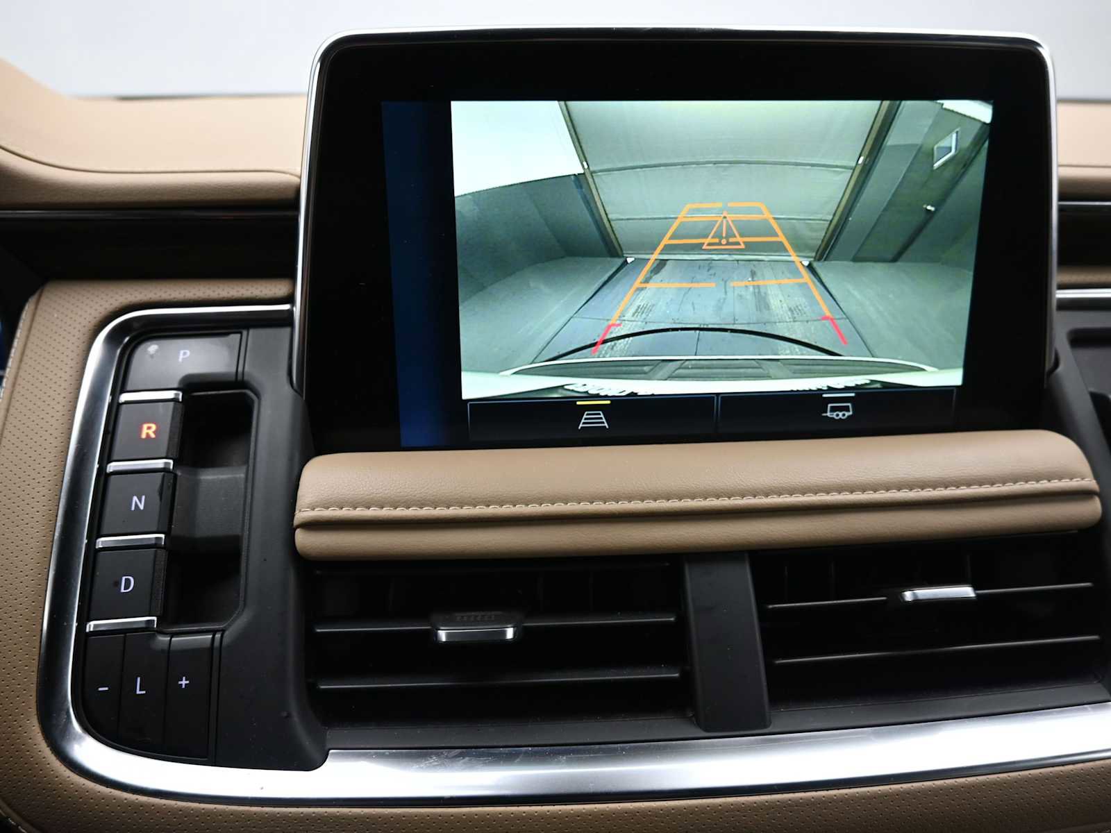 Used 2023 Chevrolet Tahoe Premier image 14