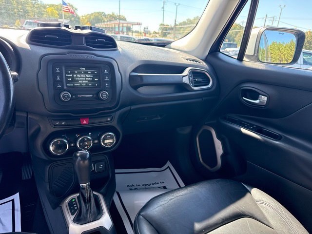 Used 2016 Jeep Renegade Limited FWD image 21