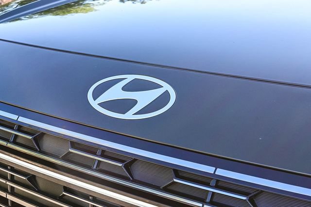 New 2026 Hyundai Palisade Calligraphy FWD image 13