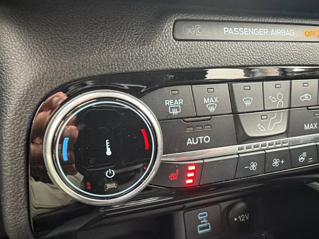 Used 2022 Ford Escape SEL AWD/4WD image 18