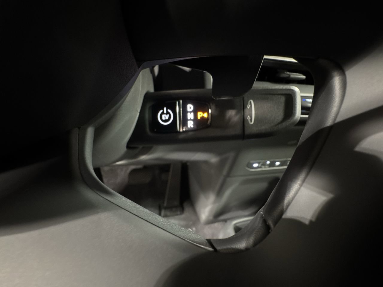 New 2026 Kia EV9 Wind AWD/4WD image 21