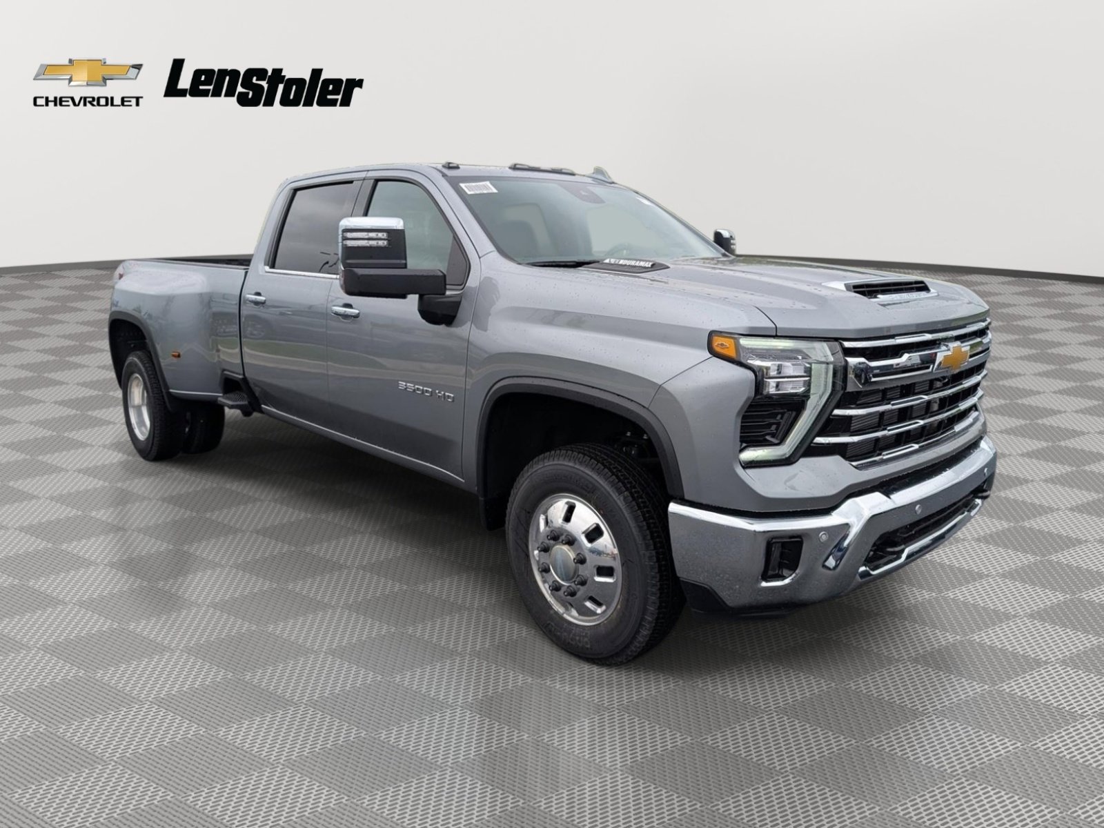 New 2026 Chevrolet Silverado 3500 LTZ w/ LTZ Convenience Package AWD/4WD image 4