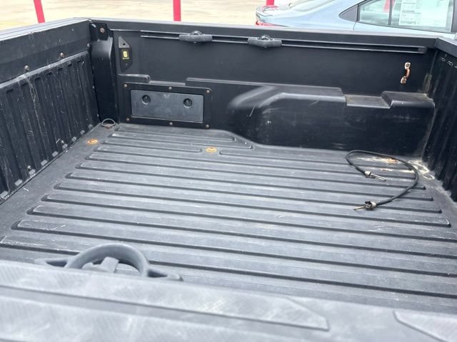 Used 2017 Toyota Tacoma SR5 w/ Tow Package RWD image 18