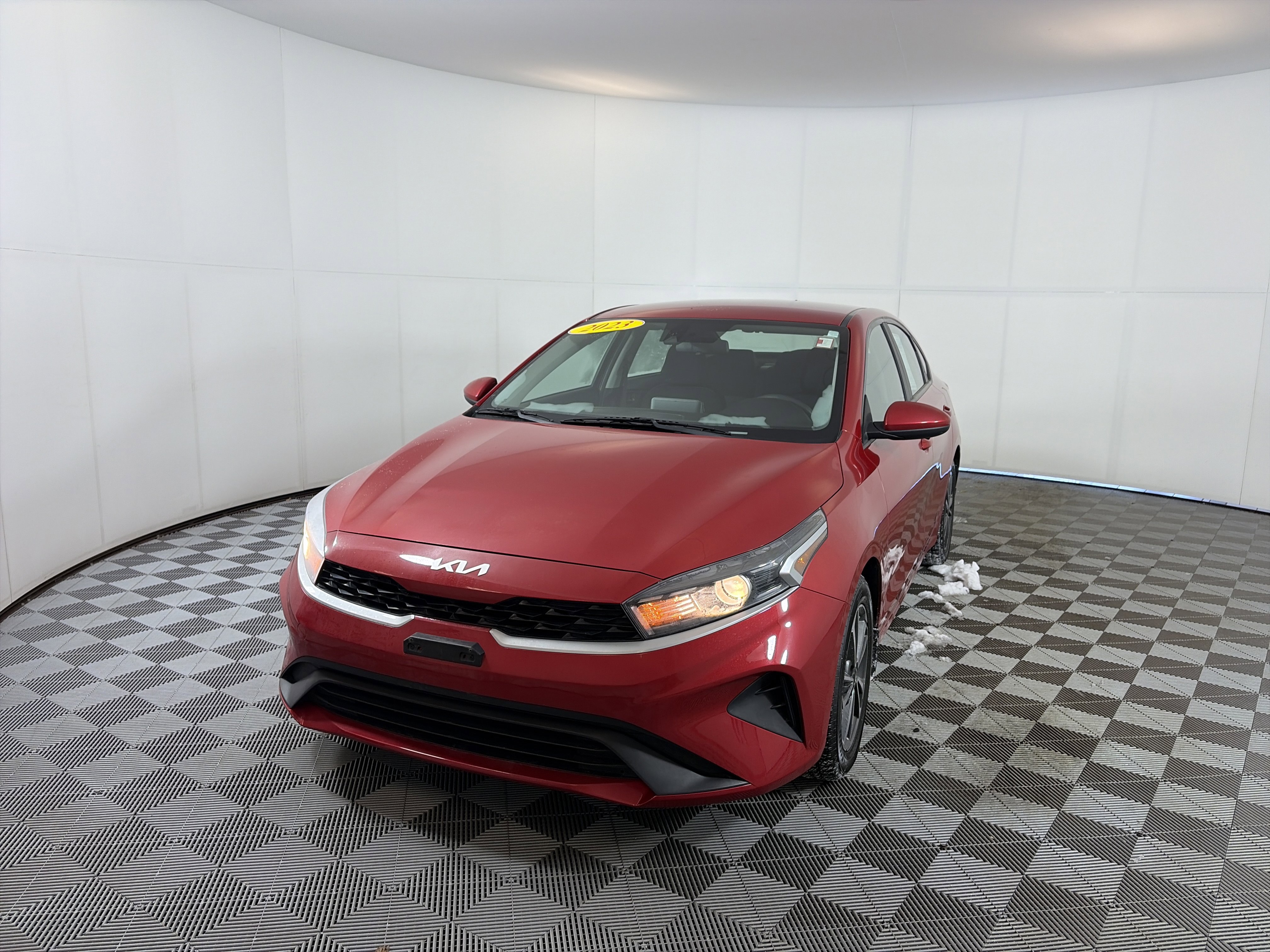 Certified 2023 Kia Forte LXS image 2