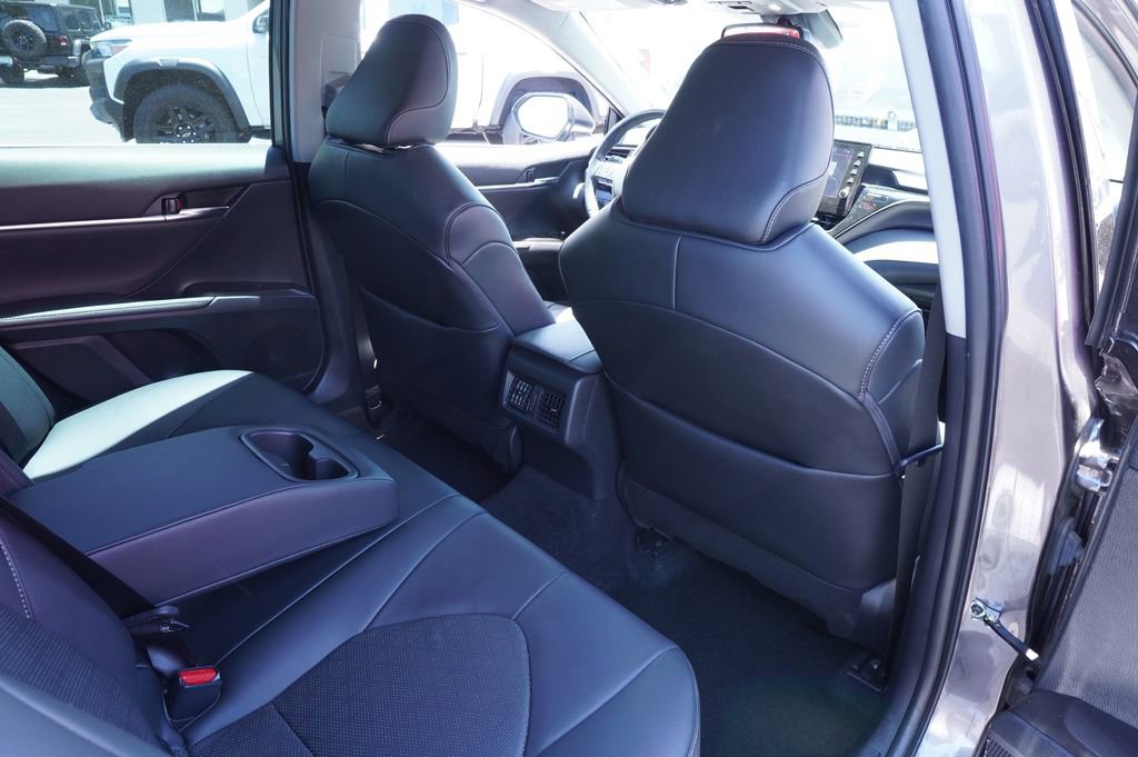 Used 2022 Toyota Camry XSE w/ Carpet Mat Package (TMS) FWD image 10