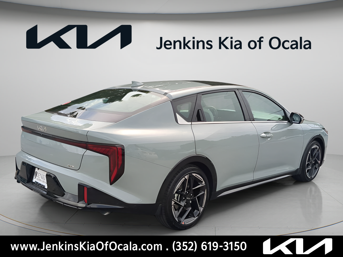 New 2025 Kia K4 GT-Line w/ GT-Line Premium Package FWD image 3