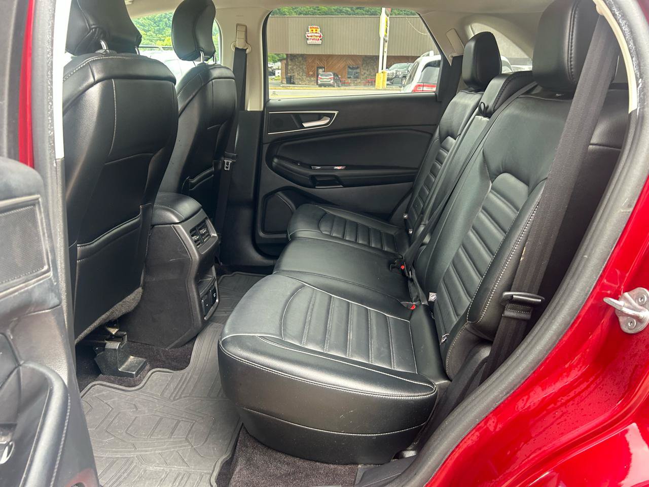 Used 2016 Ford Edge SEL w/ Equipment Group 201A AWD/4WD image 33