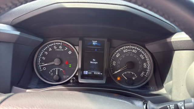 Used 2023 Toyota Tacoma TRD Sport w/ Advanced Technology Package AWD/4WD image 21