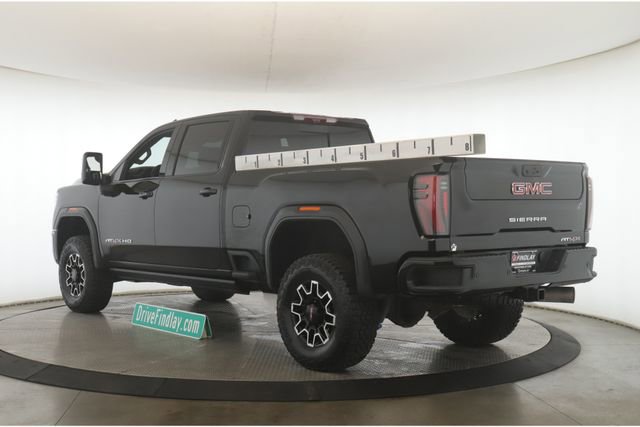 Used 2025 GMC Sierra 2500 AT4X image 8