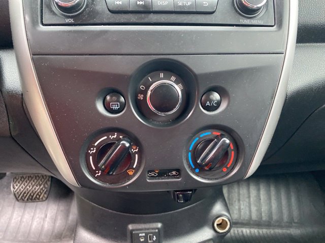 Used 2018 Nissan Versa SV FWD image 36