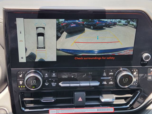 New 2026 Toyota Highlander Limited AWD/4WD image 12