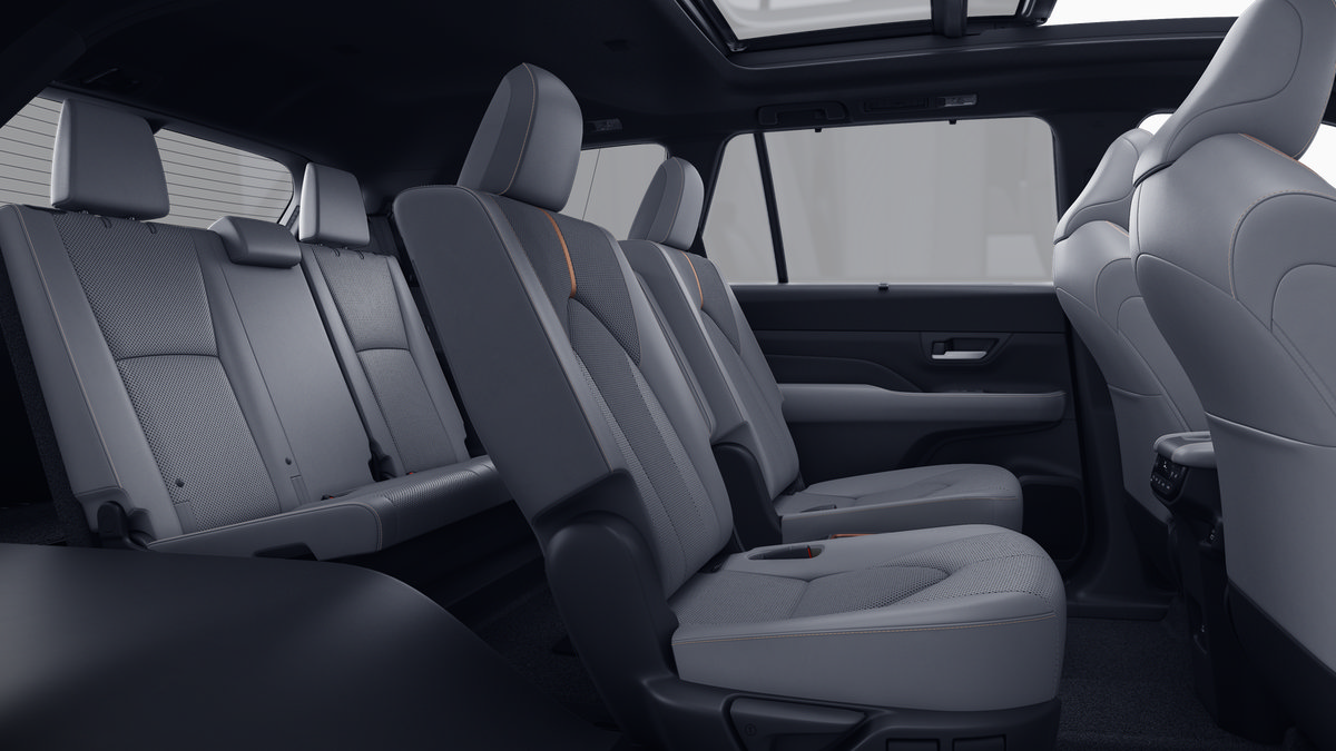 New 2026 Toyota Grand Highlander AWD Hybrid image 2