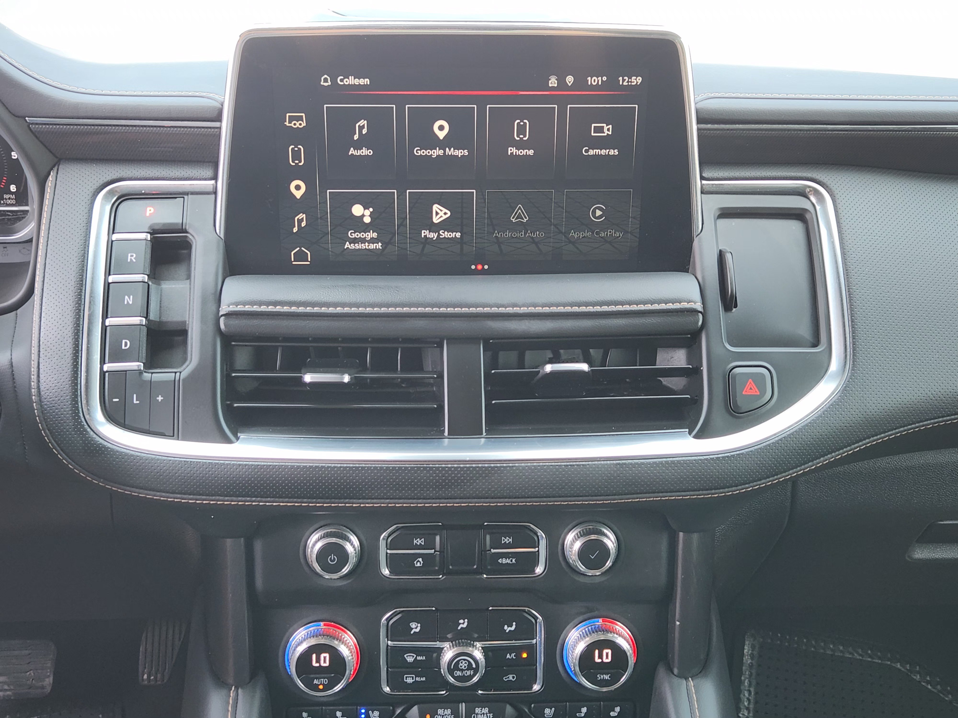 Used 2023 GMC Yukon AT4 w/ AT4 Premium Package AWD/4WD image 17