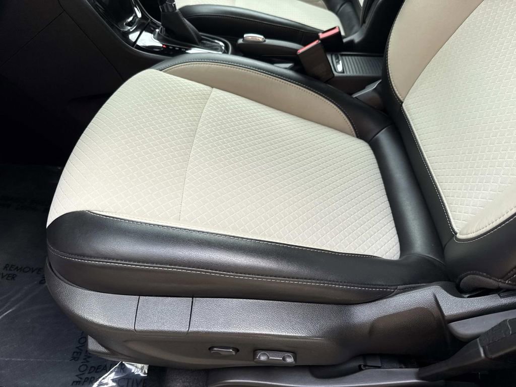 Used 2017 Buick Encore Preferred image 27