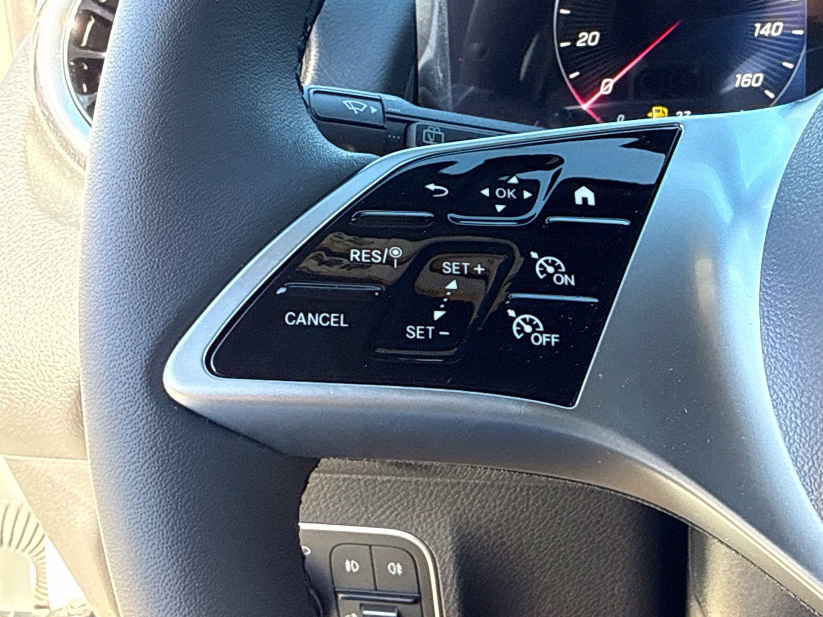 New 2026 Mercedes-Benz GLB 250 4MATIC image 20
