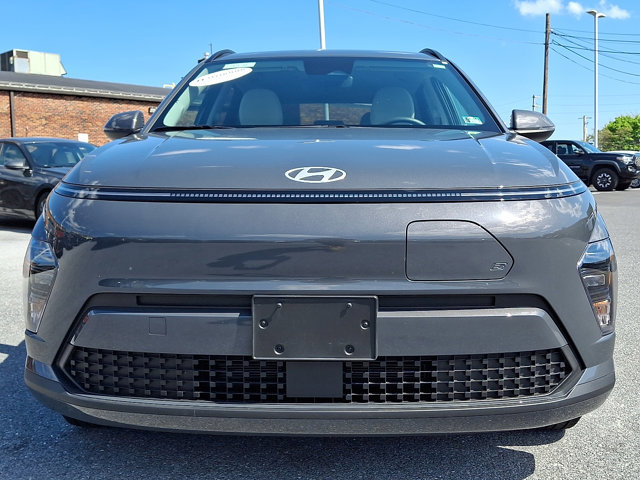 Certified 2024 Hyundai Kona SEL FWD image 2