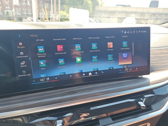 Used 2024 BMW X7 xDrive40i w/ Executive Package image 29