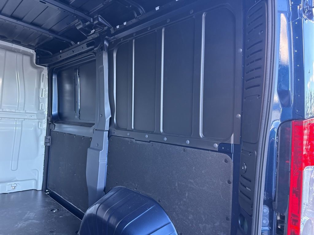 Used 2025 RAM ProMaster 1500 w/ Convenience Group image 26