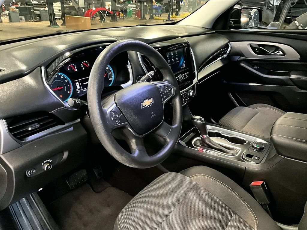 Used 2019 Chevrolet Traverse LS AWD/4WD image 8