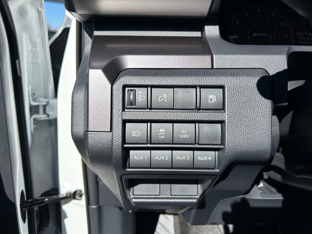 Used 2025 Toyota 4Runner 4WD image 25