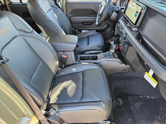New 2026 Jeep Gladiator Mojave w/ Safety Group image 16