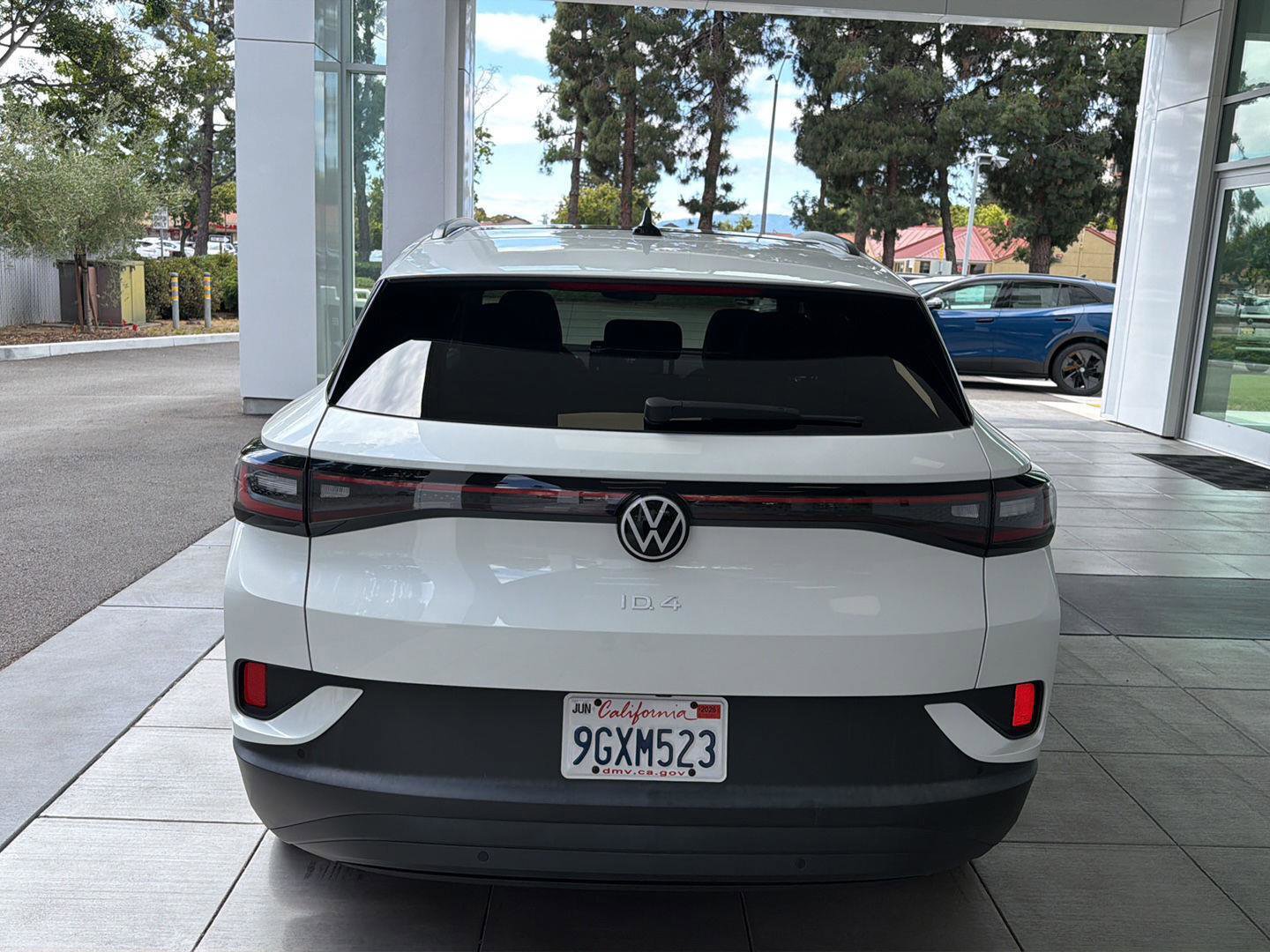 Certified 2023 Volkswagen ID.4 Pro S RWD image 4