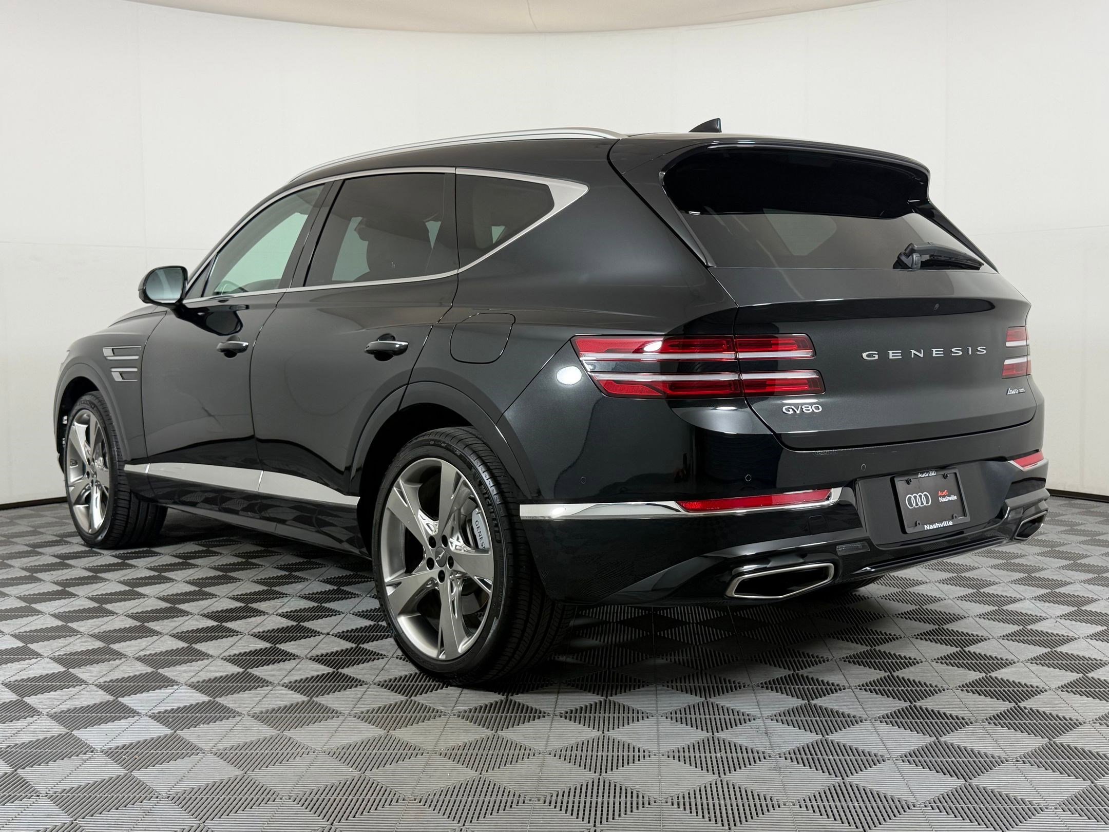 Used 2023 Genesis GV80 3.5T w/ Prestige Package image 3