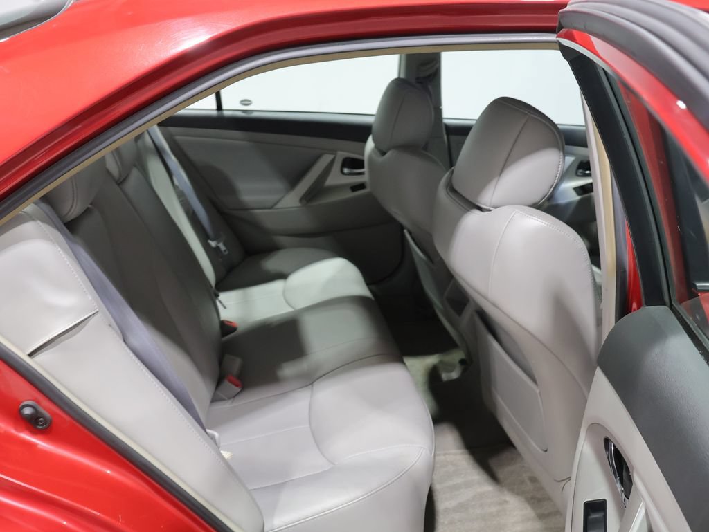 Used 2007 Toyota Camry XLE FWD image 19