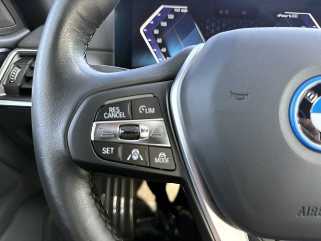 Used 2023 BMW i4 eDrive35 RWD image 33