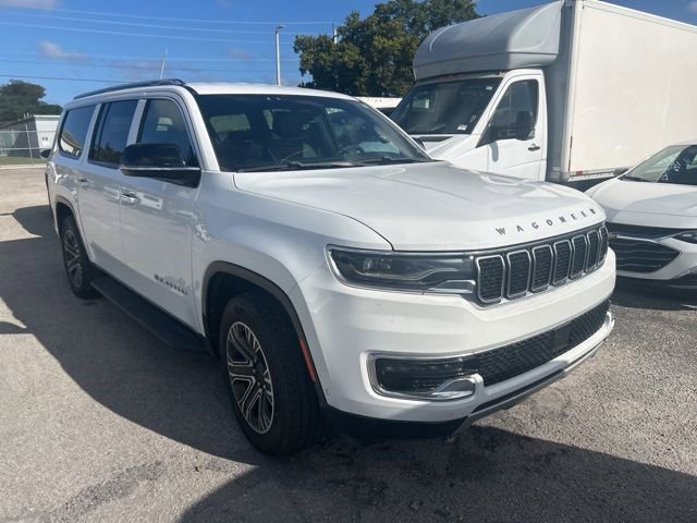 Used 2024 Jeep Wagoneer L Series II w/ Flexible Seating Group image 5