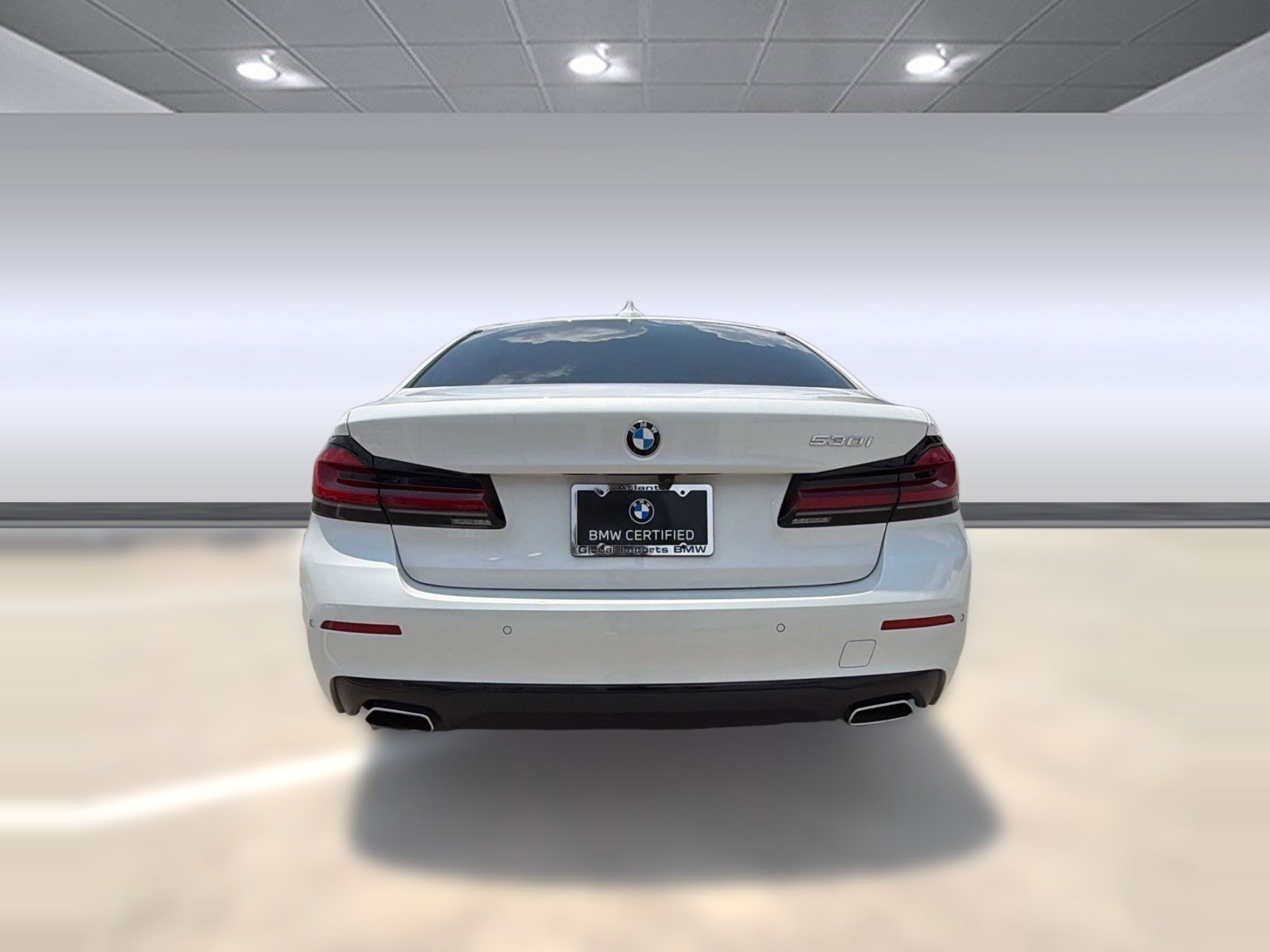 Certified 2023 BMW 530i w/ Premium Package RWD image 10