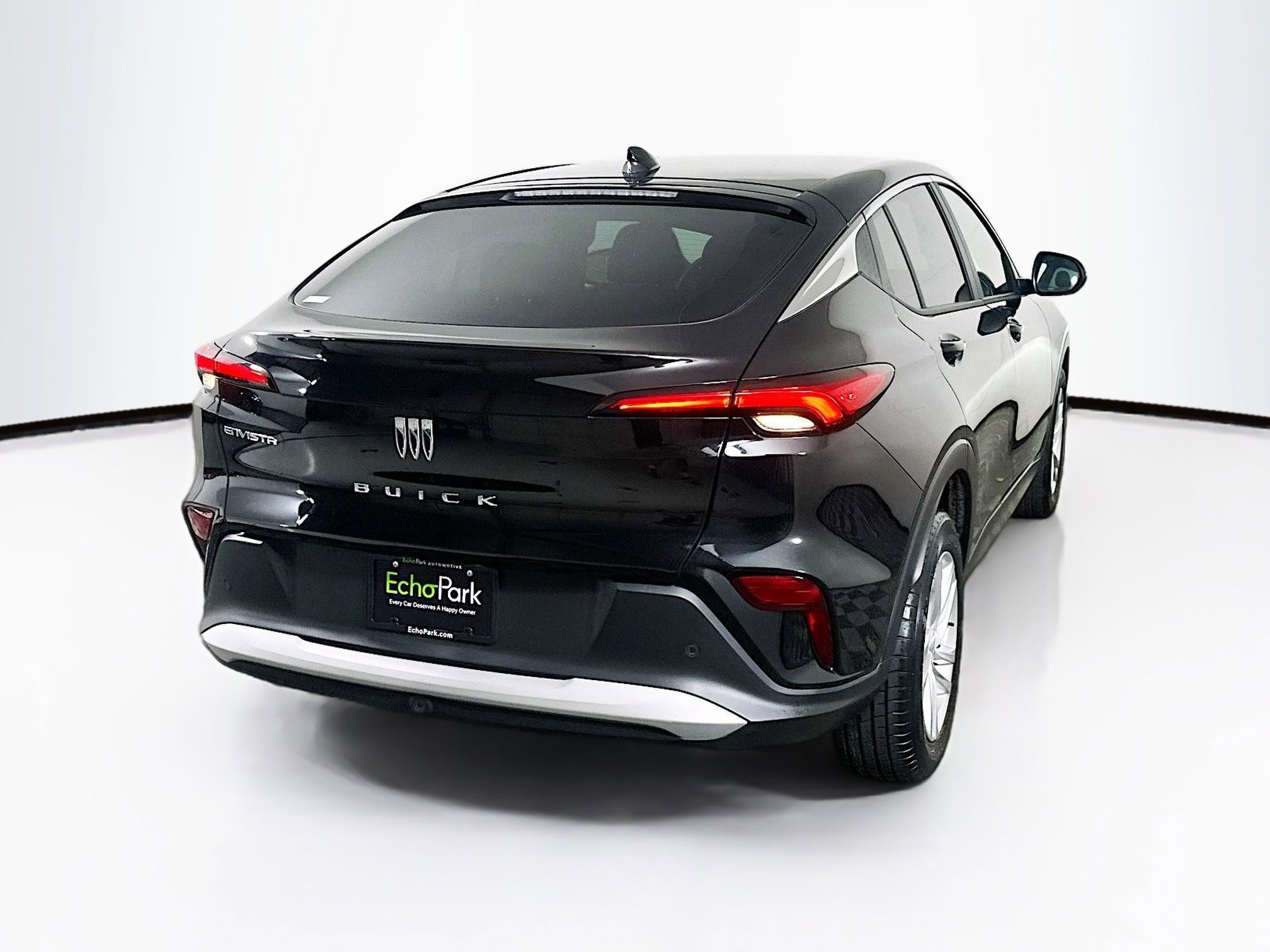 Used 2025 Buick Envista Preferred image 9