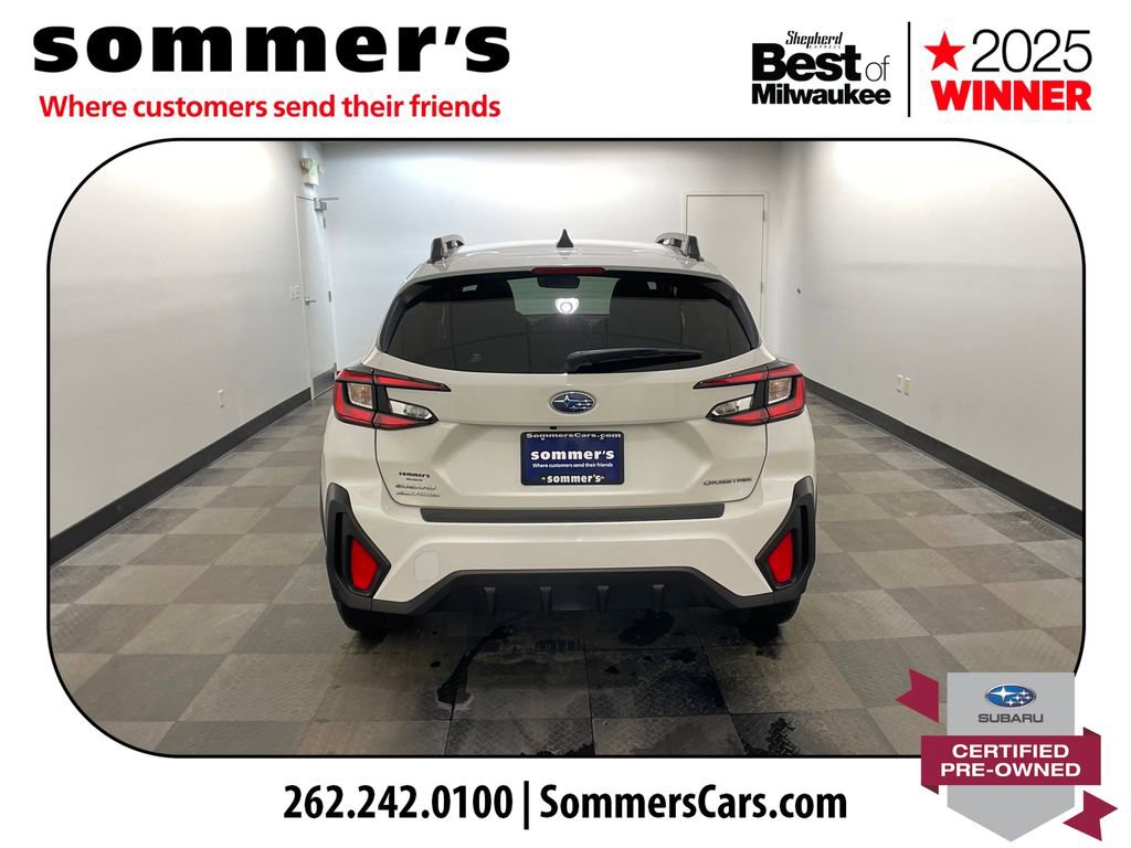 Used 2024 Subaru Crosstrek 2.0i Premium image 5