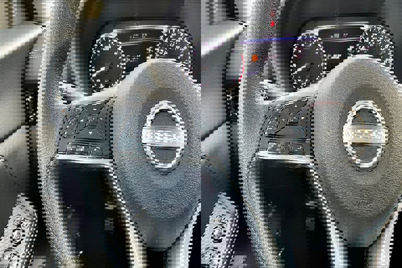 Used 2024 Nissan Sentra SV image 19