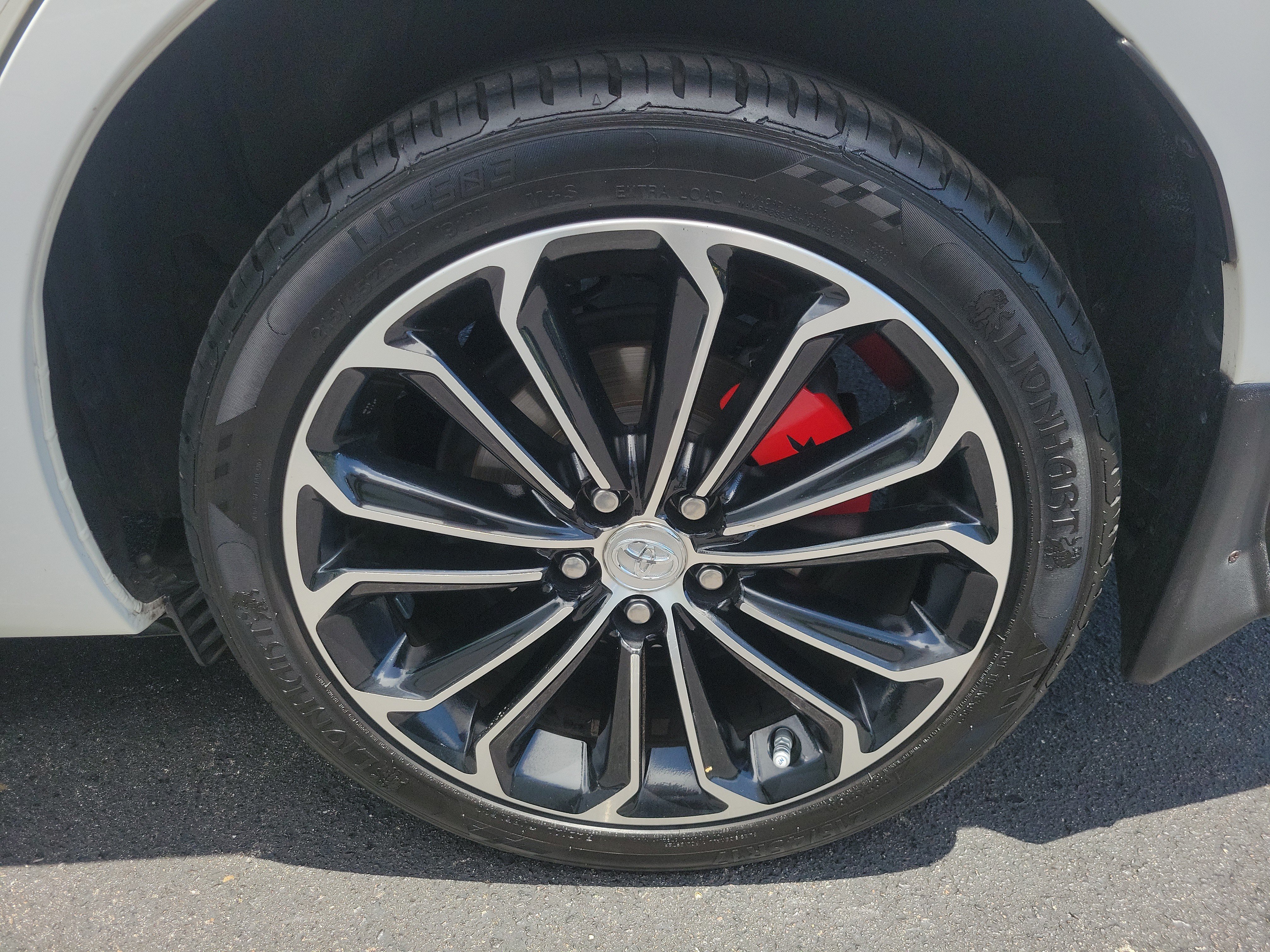 Used 2015 Toyota Corolla S FWD image 33