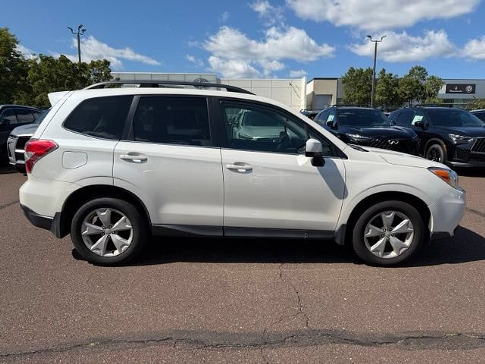Used 2015 Subaru Forester 2.5i Limited w/ Protection Package #2 AWD/4WD image 8