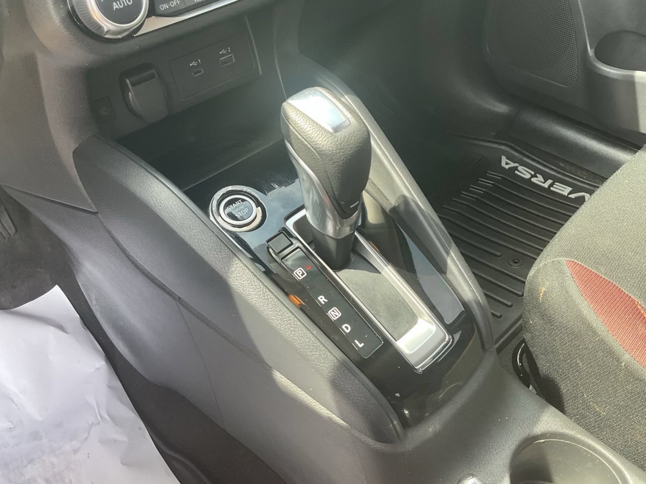 Used 2025 Nissan Versa SR w/ Trunk Package FWD image 22