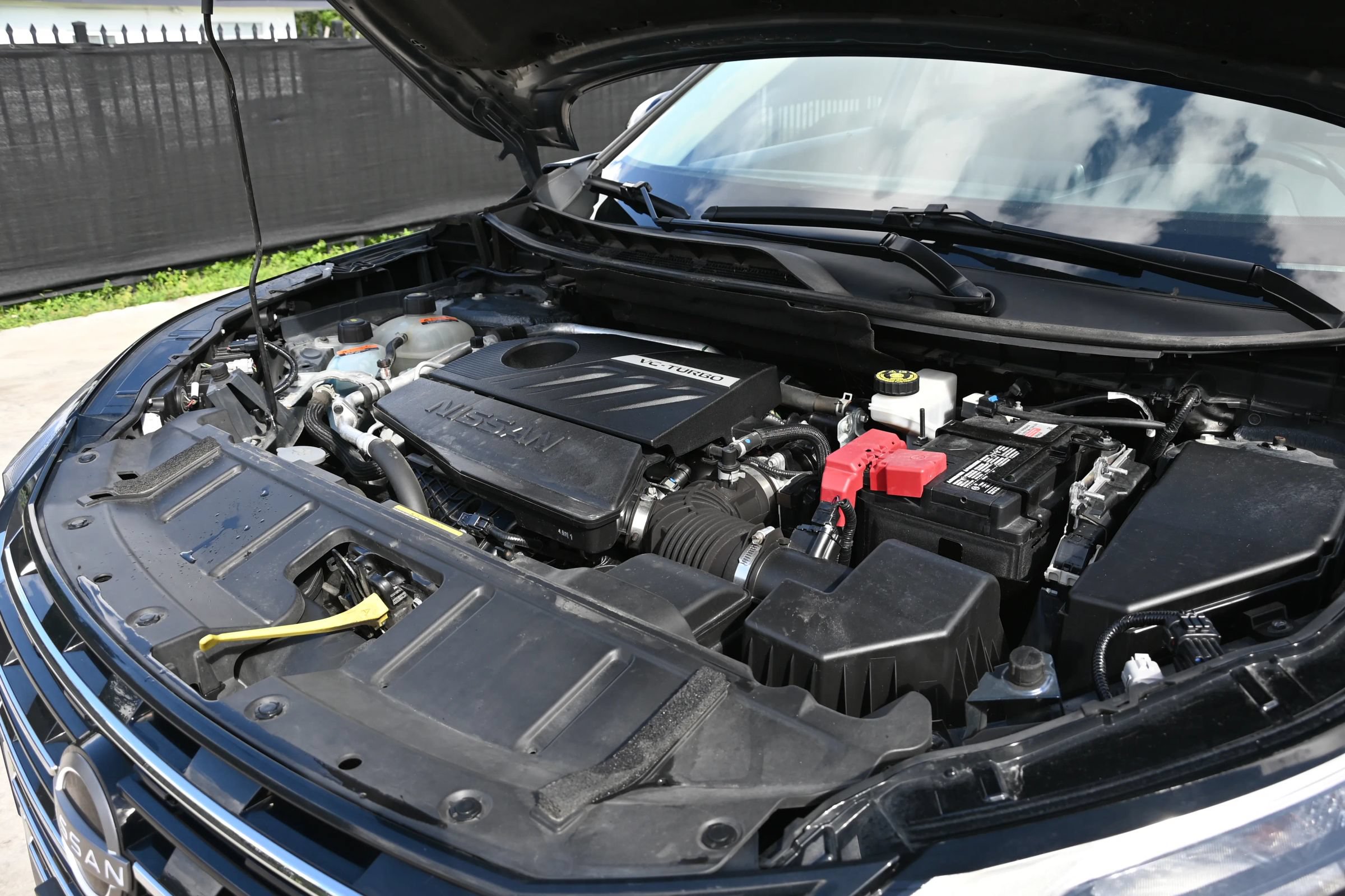 Used 2025 Nissan Rogue SV AWD/4WD image 18