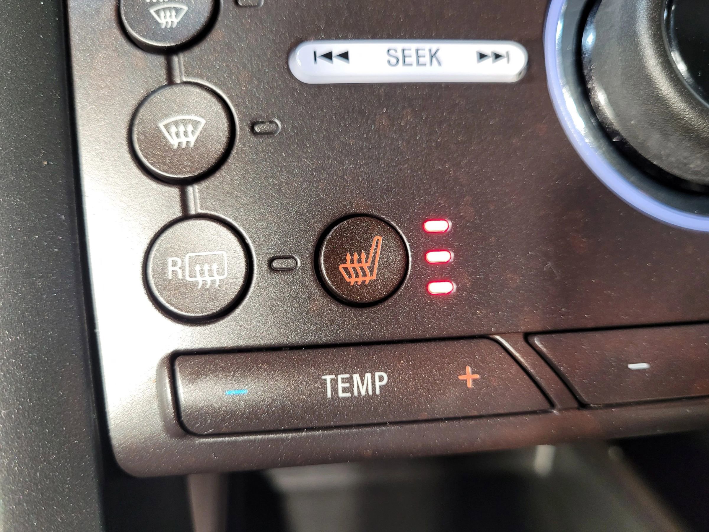 Used 2016 Ford Fusion Titanium image 31