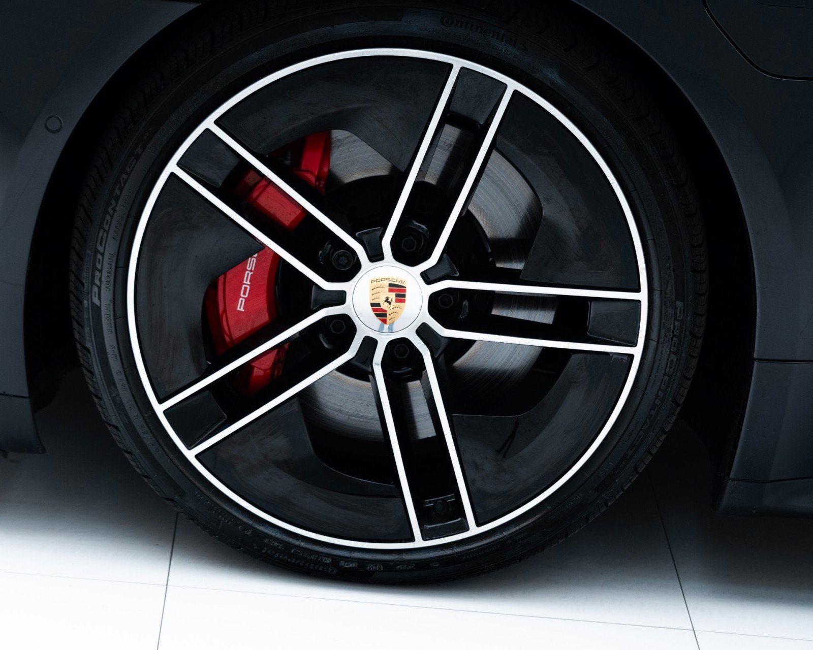 New 2026 Porsche Taycan GTS image 12